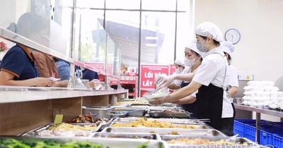 Chú trọng nâng cao chất lượng bữa ăn cho người bệnh