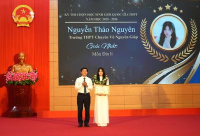 Vinh danh, trao thưởng cho học sinh đoạt giải các kỳ thi, cuộc thi cấp quốc gia năm học 2025-2026