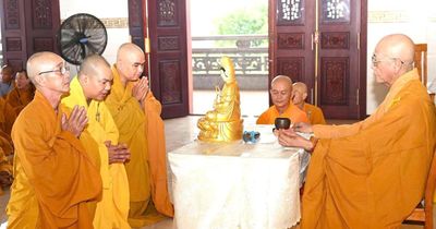 Chư Tăng các phường Chánh Hưng, Phú Định, Bình Đông tác pháp An cư kiết hạ