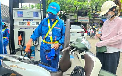 Bộ Công thương yêu cầu các hãng công bố danh mục xe tương thích với xăng E10
