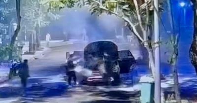 Lực lượng An ninh cơ sở dập tắt kịp thời vụ cháy xe ô tô trong KDC