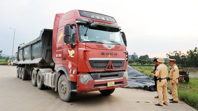Ngăn chặn vi phạm hoạt động xe tải trọng lớn