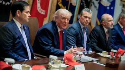 Ông Trump thông báo dỡ phong tỏa hải quân với Iran