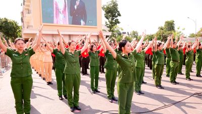Hưởng ứng cuộc thi sáng tạo video clip 'Tổ quốc bình yên'