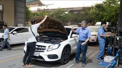 Mua ô tô cũ phải đưa xe đi đăng kiểm lại
