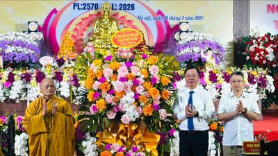 Trang nghiêm Đại lễ Phật đản Phật lịch 2570 tại Hà Nội