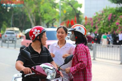 Thi vào lớp 10 Hà Nội: Phụ huynh mong con vững vàng hơn là điểm số