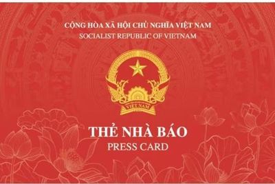 Công bố mẫu thẻ nhà báo mới