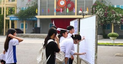24 giờ trước kỳ thi vào 10: Sĩ tử cần chuẩn bị gì để 'vượt vũ môn'?