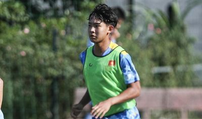 U19 Việt Nam: Việt kiều Tây Ban Nha cạnh tranh với cầu thủ trẻ nhất V.League