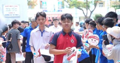Hướng dẫn giải đề môn ngữ văn - kỳ thi lớp 10 tại Hà Nội