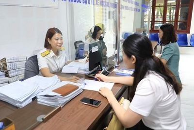 Thuê nhà trả tiền 3 tháng, 6 tháng/lần, kê khai thuế ra sao?
