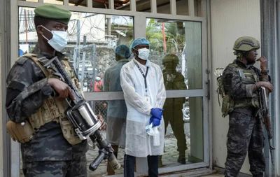 Nguyên nhân bùng phát và mối nguy tiềm ẩn của dịch Ebola ở Congo