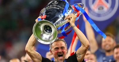 HLV Luis Enrique chạm hàng loạt kỷ lục cùng PSG