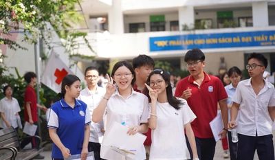 Hà Nội: Bốn thí sinh bị đình thi vào lớp 10 vì mang điện thoại