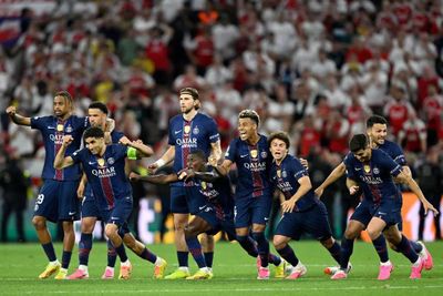 Hạ Arsenal, PSG không được giữ chiếc cúp vô địch Champions League
