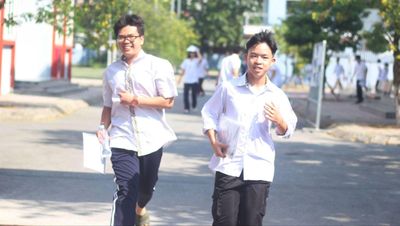 Đề Toán thi lớp 10 của Hà Nội năm 2026