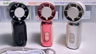 Bán quạt mini cầm tay, người kinh doanh bỏ túi hàng ngàn tỉ đồng