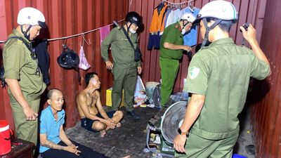 Bắt giữ nhiều nhân viên bảo vệ chung cư dương tính ma túy