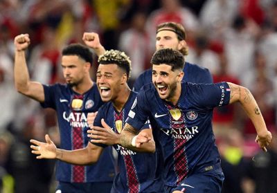 PSG lên đỉnh, Mbappe đối mặt sự trớ trêu khó tin