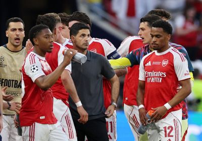Arsenal lập kỷ lục doanh thu Champions League