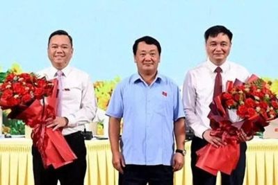 Thủ tướng phê chuẩn kết quả bầu 2 Phó chủ tịch UBND tỉnh Tuyên Quang