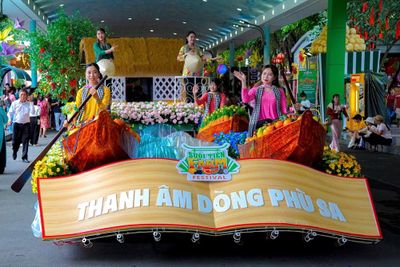 Lễ hội trái cây Nam Bộ 2026 thu hút đông đảo du khách