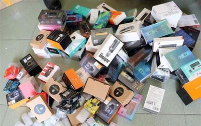 Làn sóng thuốc lá thế hệ mới bủa vây giới trẻ Việt