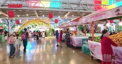 [Video] Lễ hội Trái cây Nam Bộ 2026 thu hút đông đảo du khách tại Suối Tiên