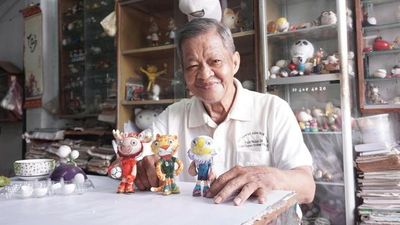 Người kể chuyện World Cup bằng nghệ thuật vỏ trứng