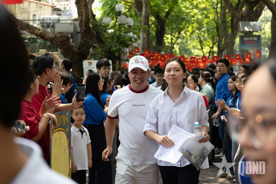 Thi lớp 10 Hà Nội: 409 thí sinh bỏ thi môn Toán