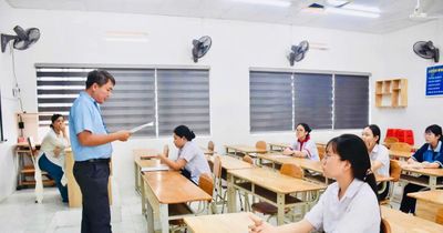 Hồi hộp trước kỳ thi tuyển sinh đầu tiên sau sáp nhập