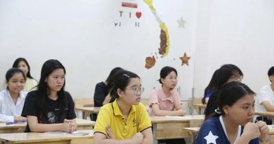 Đề Toán thi vào lớp 10 Hà Nội ổn định cấu trúc, tăng cường vận dụng thực tiễn
