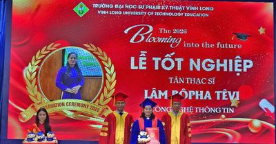 Trường ĐH Sư phạm Kỹ thuật Vĩnh Long trao bằng tốt nghiệp cho 576 tân khoa