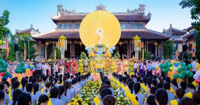 Trang nghiêm Đại lễ Phật đản Phật lịch 2570 tại TP Huế