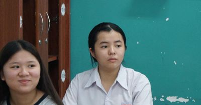 Nữ sinh Côn Đảo vượt hơn 230 km vào đất liền dự thi lớp 10