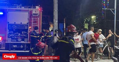 Kho chứa gỗ và máy cưa cháy rụi, nghi do pin phát nổ