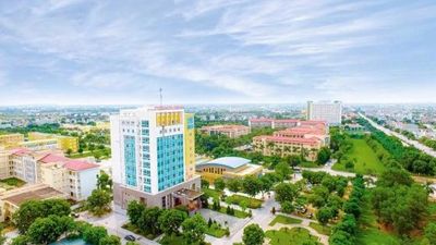 Sau sáp nhập, Đại học Hồng Đức có 35 phó giáo sư, 230 tiến sỹ