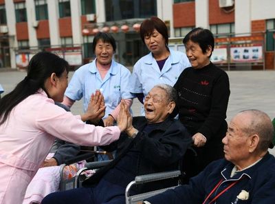 Mô hình sống chung giữa người trẻ và người già ở Trung Quốc