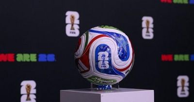 Quả bóng World Cup 2026 có gì đặc biệt mà cần sạc điện trước khi dùng?