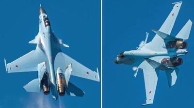 Lô chiến đấu cơ Su-30SM2 'siêu cơ động' mới của Nga rời nhà máy: Sức mạnh có đáng gờm?