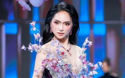 Đã đến lúc dừng lại với Hương Giang
