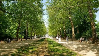 Người Bỉ ứng phó nắng nóng kỷ lục bất thường