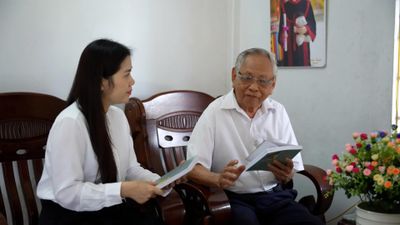 Người 'giữ lửa' khúc hát dân ca quê nhà