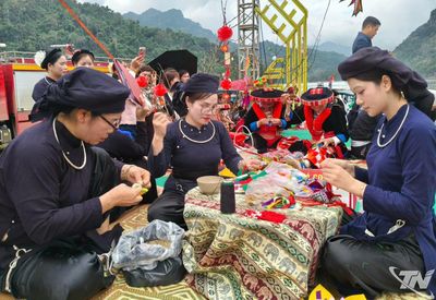 Mỗi vùng đất cần một câu chuyện để nhớ