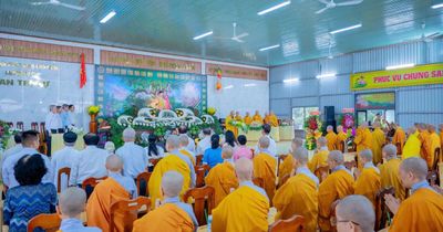 Đông đảo Tăng Ni, Phật tử tham dự Đại lễ Phật đản Phật lịch 2570 tại chùa Pháp Thành (xã Củ Chi, TP.HCM)