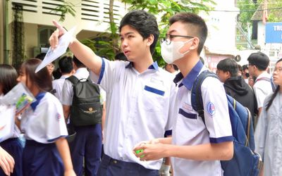 Trước giờ 'vượt vũ môn', hơn 150.000 thí sinh tại TP.HCM làm thủ tục dự thi lớp 10