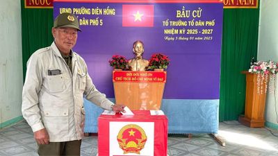 Hà Nội nâng tiêu chuẩn với trưởng thôn, tổ trưởng dân phố