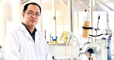 GS.TS Thái Khắc Minh: Nhà khoa học nỗ lực chuyển đổi số ngành Dược