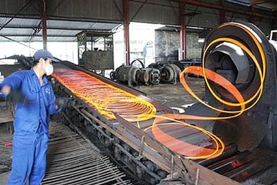 Doanh nghiệp xoay lịch sản xuất trước khi giá điện đổi khung giờ cao điểm